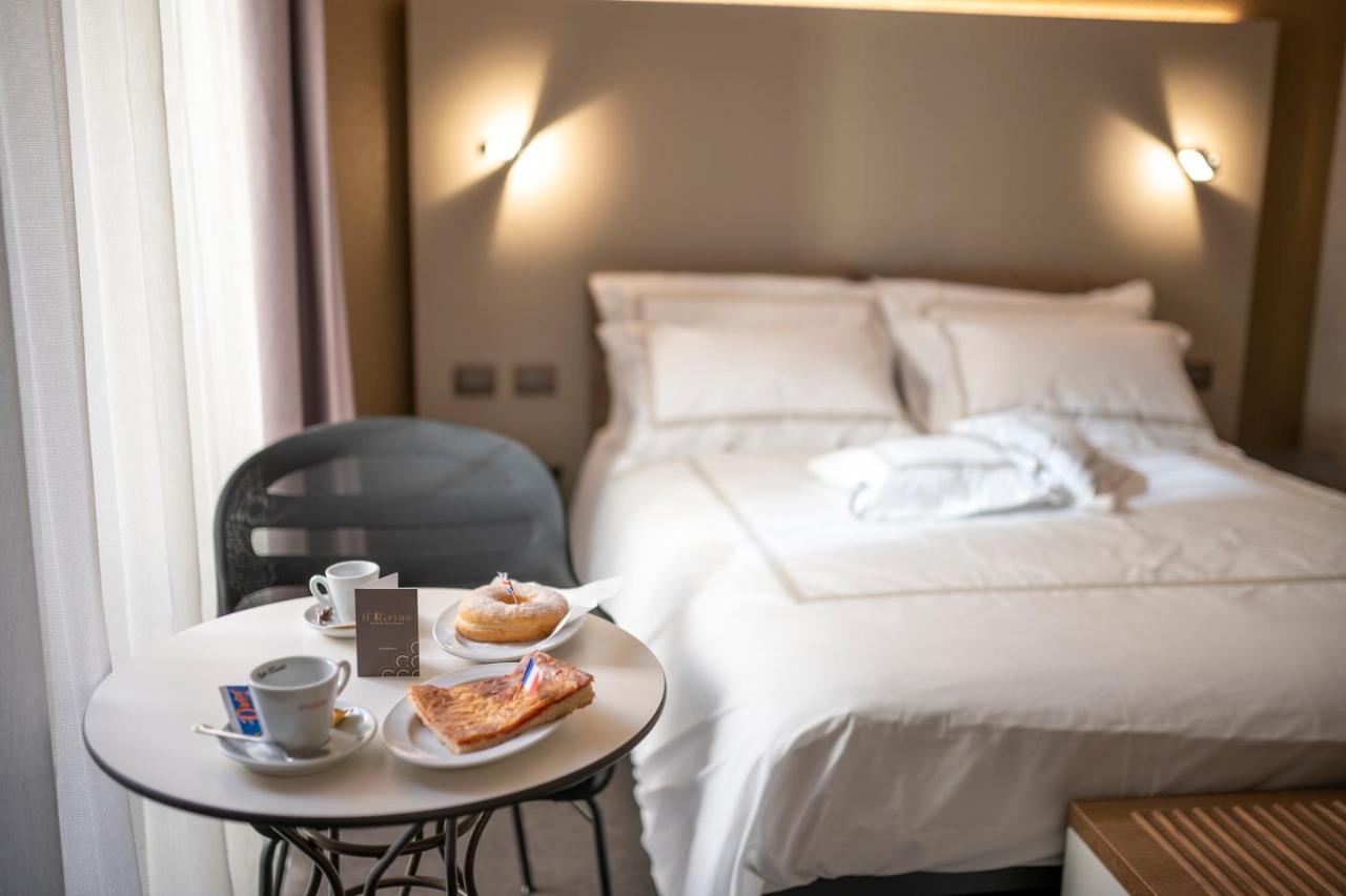 B&B Il Divino Naples Luaran gambar